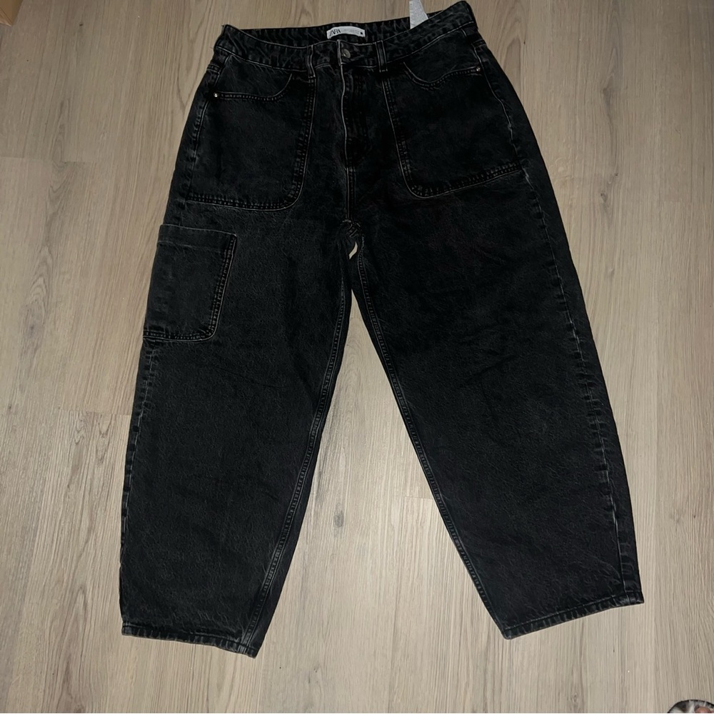 Zara Black Ankle Cropped Jeans – Size 12,